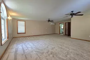 1 Jessica Ln, Derry, NH 03038 - Photo 27