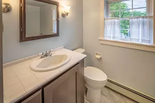 6 Chesley St, Dover, NH 03820 - Photo 31