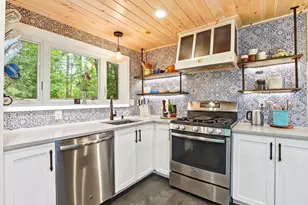 8 Orchard Dr, Durham, NH 03824 - Photo 9