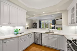 24 Porter St, Portsmouth, NH 03801 - Photo 7