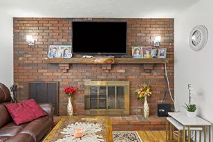 109 Weston Rd, Manchester, NH 03103 - Photo 7