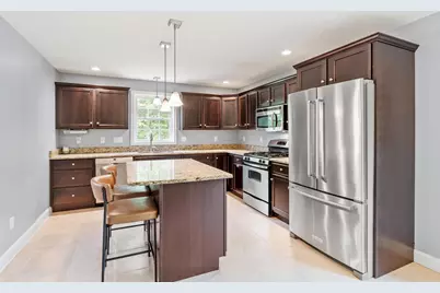 8 Jana Circle, Sandown, NH 03873 - Photo 5