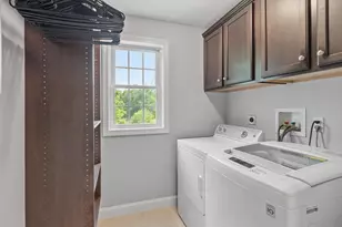 8 Jana Cir, Sandown, NH 03873 - Photo 17