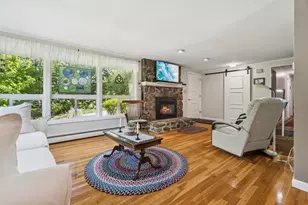 139 Belknap Ave, Newport, NH 03773 - Photo 5
