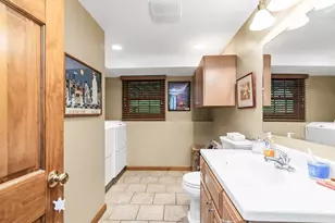 6 Currier Dr, Londonderry, NH 03053 - Photo 41