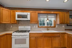 58 Pointe Trinity Dr, Strafford, NH 03884 - Photo 11