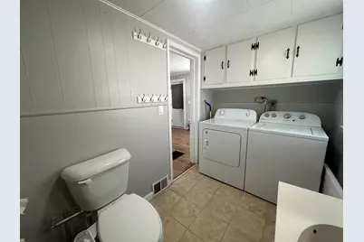 553 Western Avenue, Berlin, NH 03570 - Photo 21