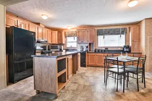 7 Pearl Ct, Merrimack, NH 03054 - Photo 9