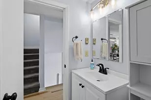 4 Clinton Ct, Merrimack, NH 03054 - Photo 17