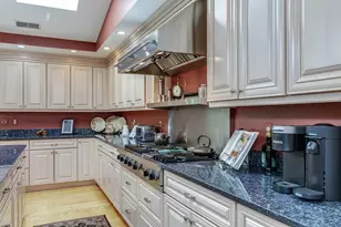 3 Aberdeen St, Windham, NH 03087 - Photo 11