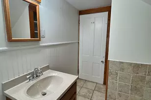 90 Centre St, Concord, NH 03301 - Photo 21