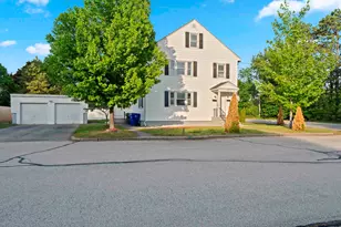 15 Leighton St, Manchester, NH 03102 - Photo 1
