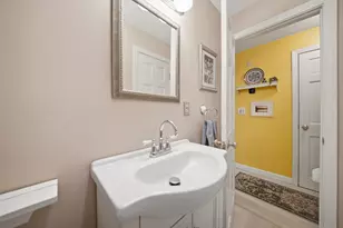 11 Mitchell St, Merrimack, NH 03054 - Photo 23