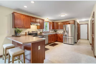 7 Westminster Lane, Auburn, NH 03032 - Photo 9
