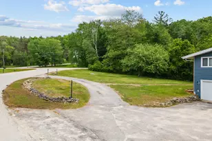 2 Parker Dr, Hudson, NH 03051 - Photo 37