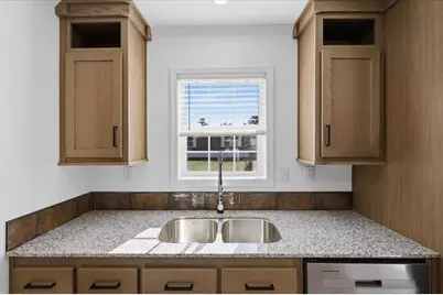 2 Wentworth Avenue, Tilton, NH 03276 - Photo 15