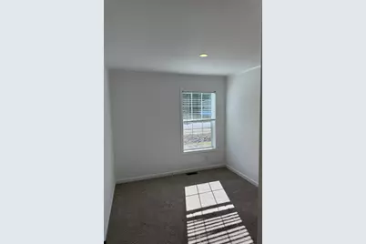 2 Wentworth Avenue, Tilton, NH 03276 - Photo 15