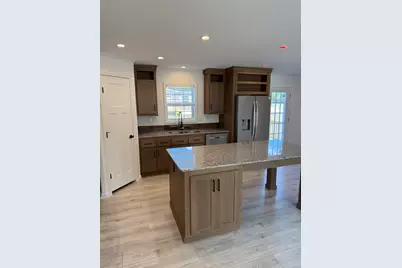 2 Wentworth Avenue, Tilton, NH 03276 - Photo 5
