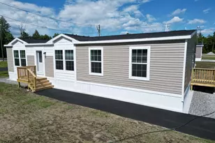2 Wentworth Ave, Tilton, NH 03276 - Photo 3