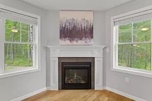 270 Knollwood Way, Manchester, NH 03102 - Photo 17