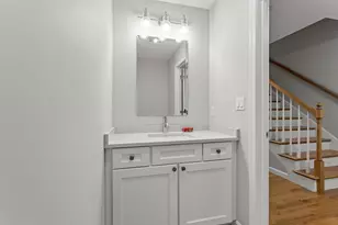 270 Knollwood Way, Manchester, NH 03102 - Photo 23