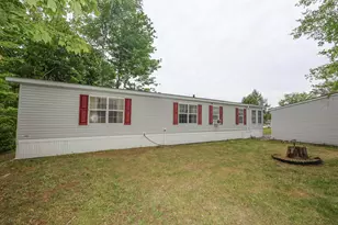 74 Dudley Cir, Laconia, NH 03246 - Photo 7