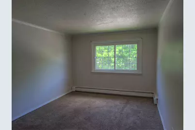 379 Huse Road #29, Manchester, NH 03103 - Photo 7