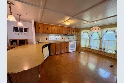 29 Brown Avenue, Seabrook, NH 03874 - Photo 9
