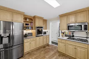 6 Acacia St, Merrimack, NH 03054 - Photo 13