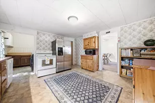 26 Center St, Walpole, NH 03609 - Photo 13