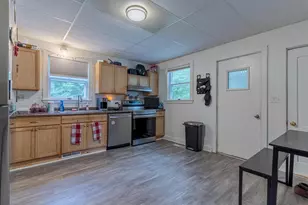 484 Silver St, Rollinsford, NH 03869 - Photo 5