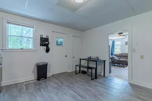 484 Silver St, Rollinsford, NH 03869 - Photo 7