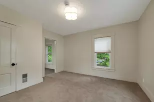 33 Spruce St, Concord, NH 03301 - Photo 13