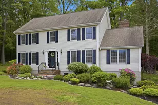 3 Faye Ln, Londonderry, NH 03053 - Photo 1