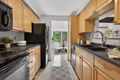 37 Stacey Circle, Windham, NH 03087 - Photo 11