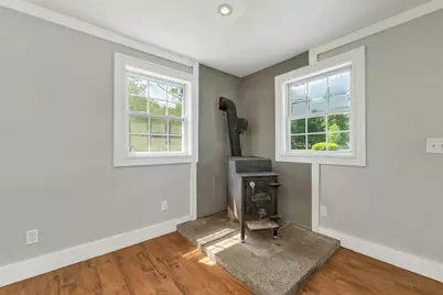 93 Gulf Road, Derry, NH 03038 - Photo 13