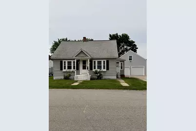 39 Lovewell Street, Nashua, NH 03060 - Photo 1