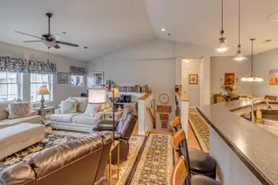 11 Blueberry Hill Rd, Plymouth, NH 03264 - Photo 5