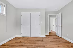 33 Acorn St, Hartford, VT 05001 - Photo 29
