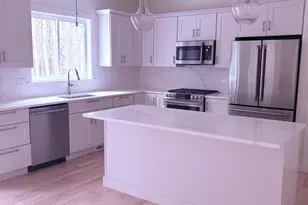 10 Charlotte Dr, Dover, NH 03820 - Photo 3