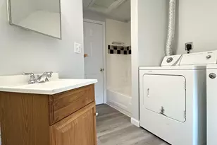40 Morgan St, Manchester, NH 03102 - Photo 29