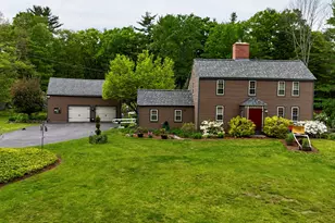 32 Sandown Rd, Danville, NH 03819 - Photo 1