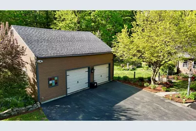 32 Sandown Road, Danville, NH 03819 - Photo 5