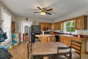 8 Lewis St, Laconia, NH 03246 - Photo 21