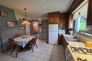 27 Crafts Ave, Lebanon, NH 03784 - Photo 13