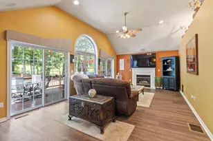 88 Horizon Dr, Goffstown, NH 03045 - Photo 9