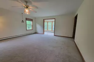 42 Chester Rd, Raymond, NH 03077 - Photo 19