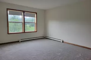 42 Chester Rd, Raymond, NH 03077 - Photo 15