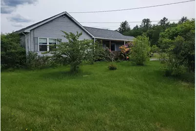 42 Chester Road, Raymond, NH 03077 - Photo 3