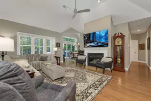 27 Sandpiper Ln, Merrimack, NH 03054 - Photo 9